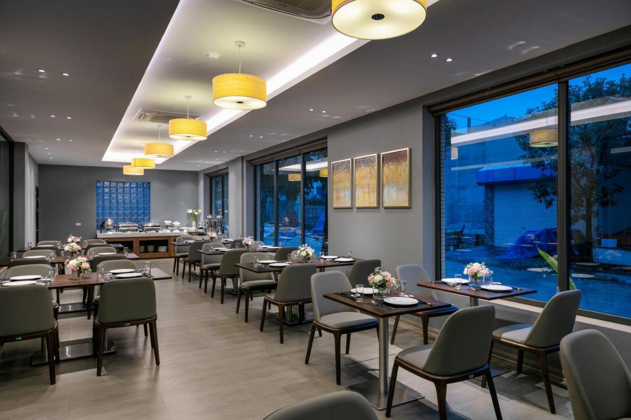 Golden Season Hotel نينه بينه المظهر الخارجي الصورة